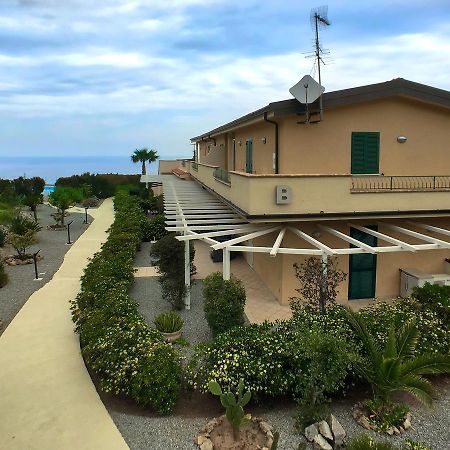 Chic Apartment In Parghelia Italy 외부 사진