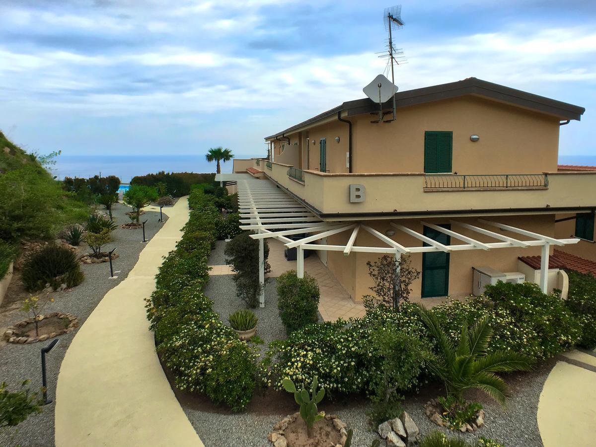 Chic Apartment In Parghelia Italy 외부 사진